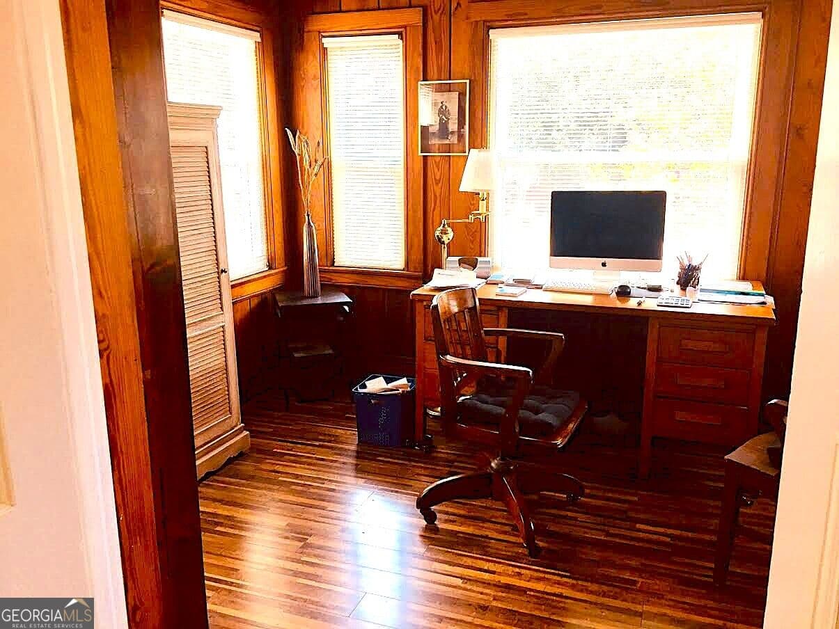 3 bedroom, 1.5 bathroom, 1,840 sq ft single family residence for rent at 827 Boulevard, Macon, GA 31211 for $1,899 a month — photo 10