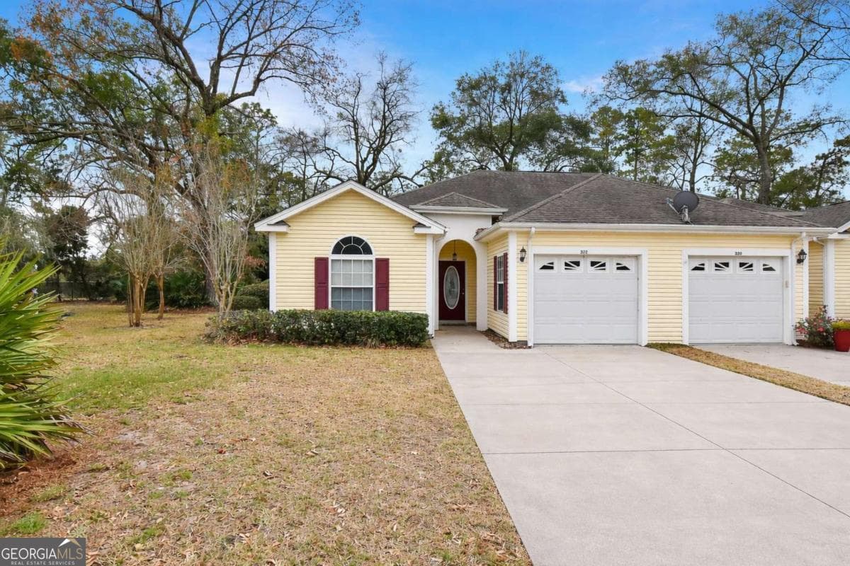 2 bedroom, 2 bathroom, 1,281 sq ft single family residence for sale at 322 Stone Mill Drive, Brunswick, GA 31520