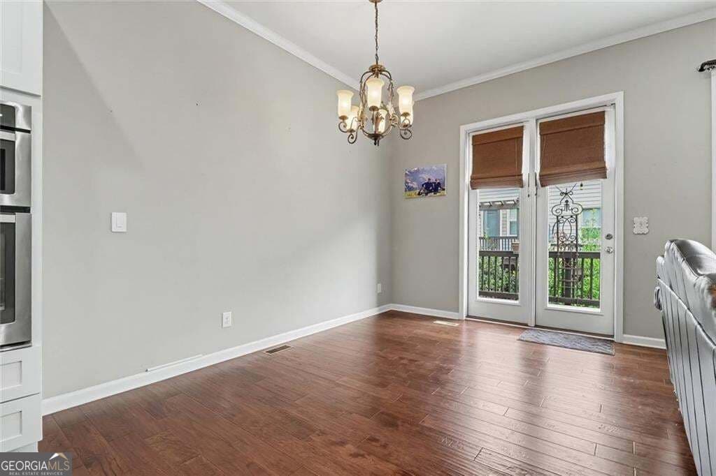 3 bedroom, 3.5 bathroom, 3,443 sq ft townhouse for sale at 1011 Milhaven Drive, Roswell, GA 30076 — photo 9