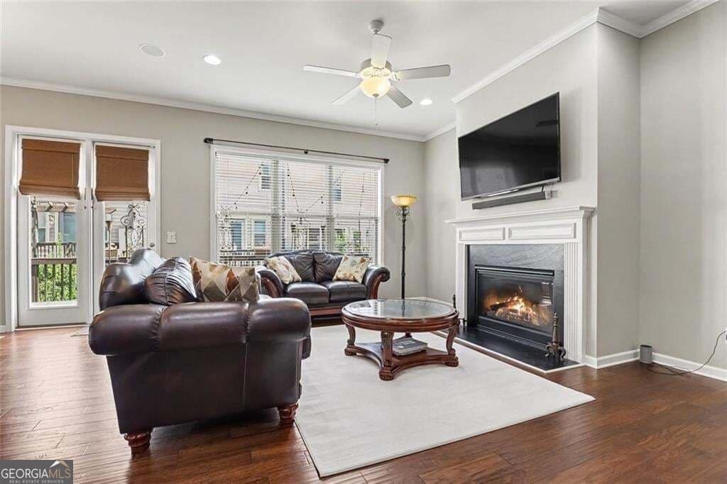 3 bedroom, 3.5 bathroom, 3,443 sq ft townhouse for sale at 1011 Milhaven Drive, Roswell, GA 30076 — photo 4