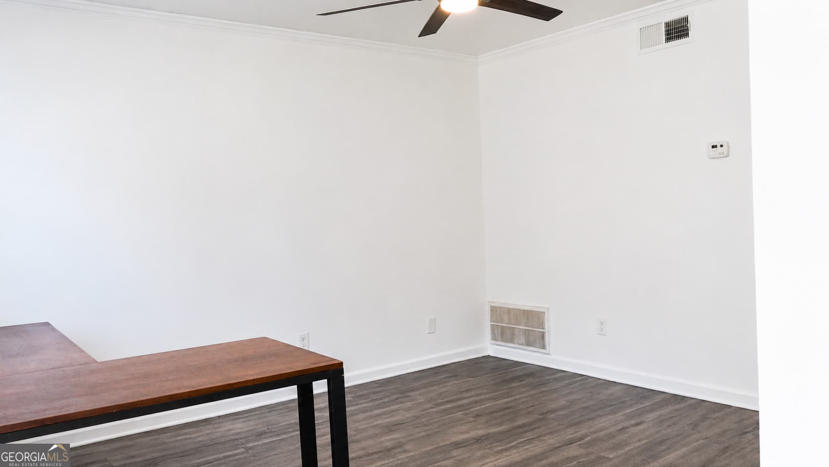 2 bedroom, 1 bathroom townhouse for sale at 405 Fairburn Road 17, Atlanta, GA 30331 — photo 6
