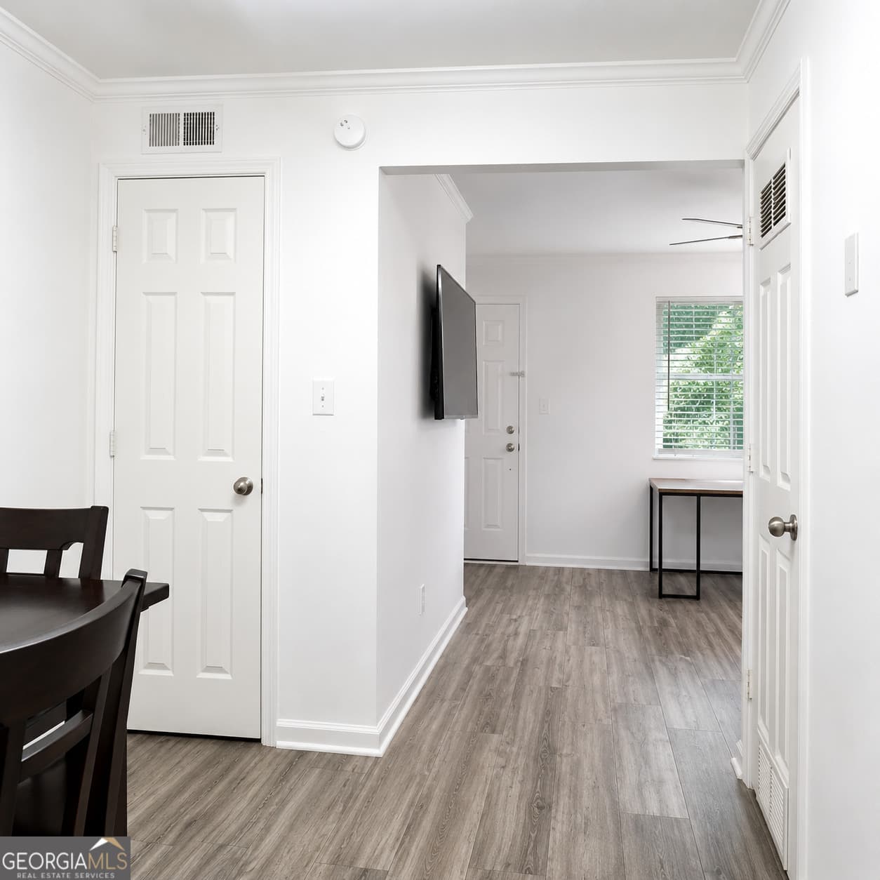 2 bedroom, 1 bathroom townhouse for sale at 405 Fairburn Road 17, Atlanta, GA 30331 — photo 5