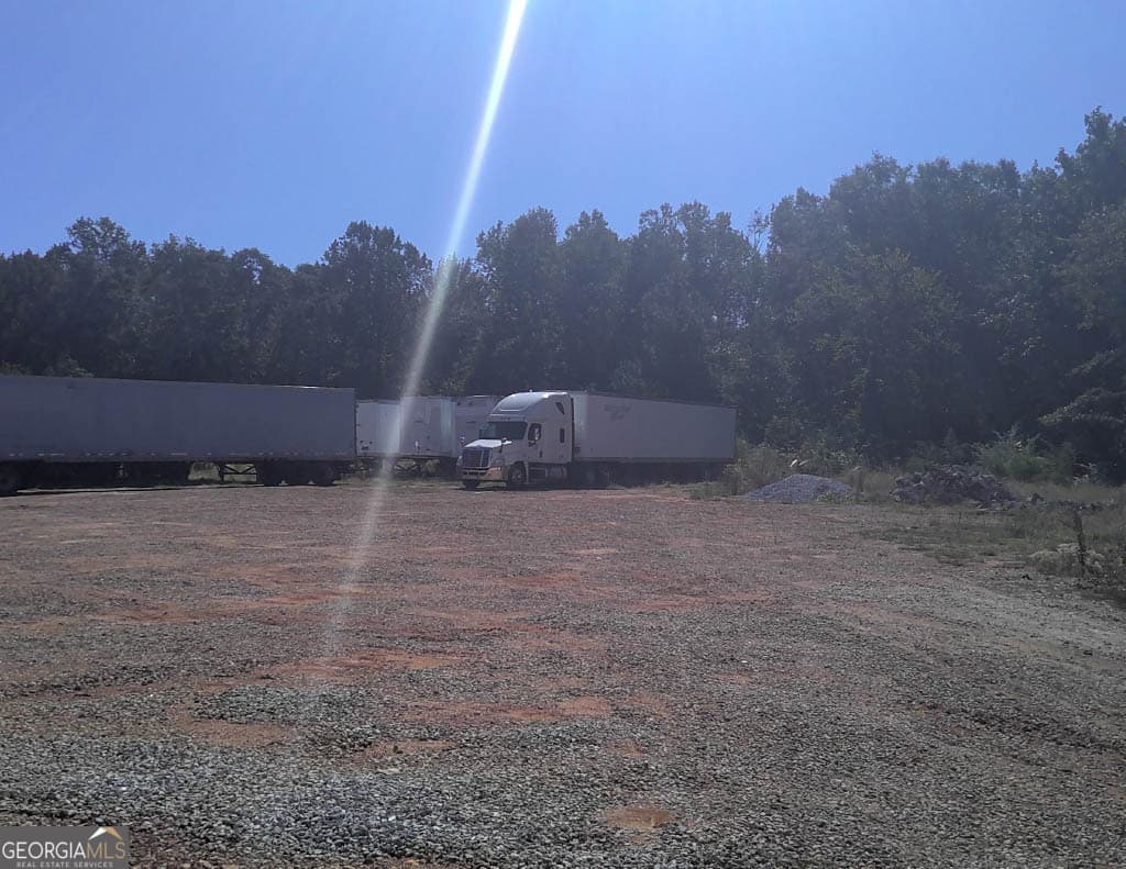 commercial for sale at 111 Hudson Industrial Drive, Griffin, GA 30224 — photo 3
