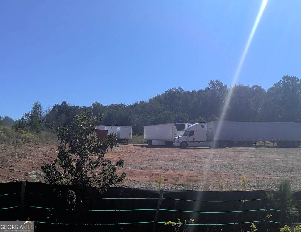 commercial for sale at 111 Hudson Industrial Drive, Griffin, GA 30224 — photo 4
