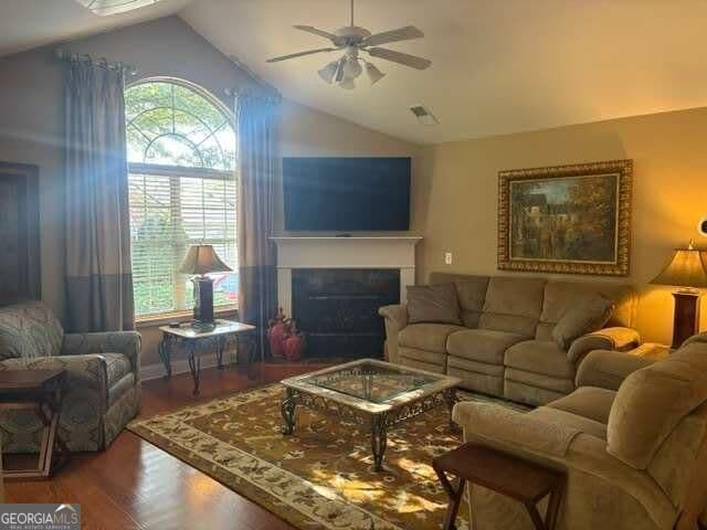 2 bedroom, 2 bathroom, 1,712 sq ft condominium for rent at 5232 Stone Village Circle 42, Kennesaw, GA 30152 for $3,000 a month — photo 5