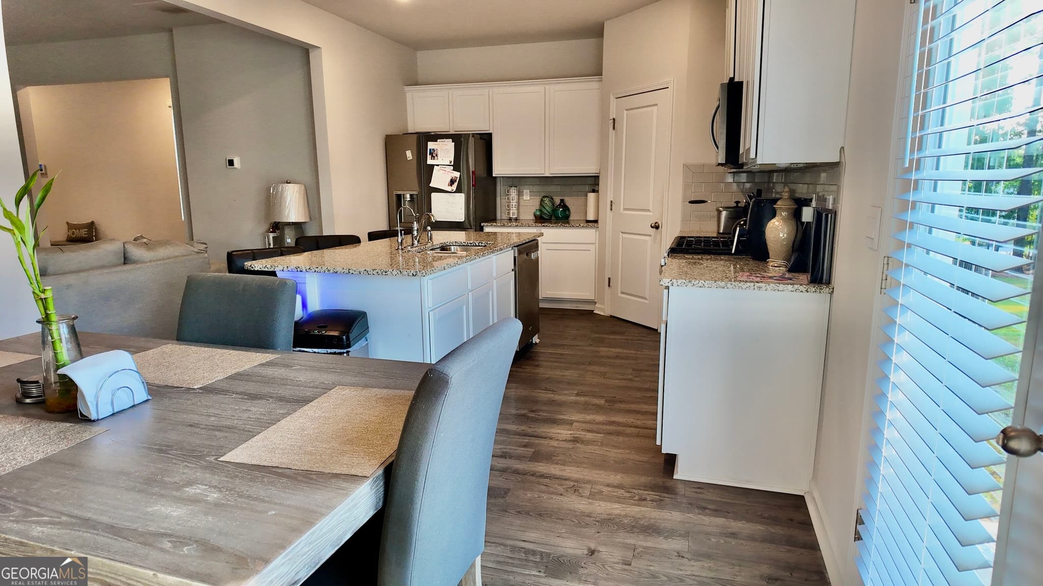 4 bedroom, 2.5 bathroom, 1,958 sq ft single family residence for sale at 1422 Deer Hollow Run, Grovetown, GA 30813 — photo 7