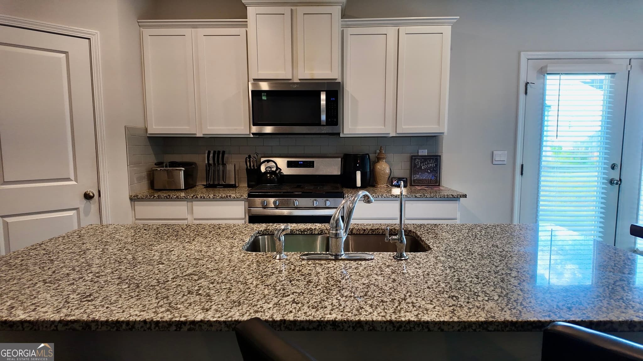 4 bedroom, 2.5 bathroom, 1,958 sq ft single family residence for sale at 1422 Deer Hollow Run, Grovetown, GA 30813 — photo 9