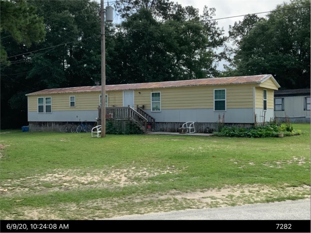 2 bedroom, 1.5 bathroom, 924 sq ft manufactured home,single family residence for rent at 102 Cypress Lake Drive, Statesboro, GA 30458 for $925 a month — photo 1 of 1