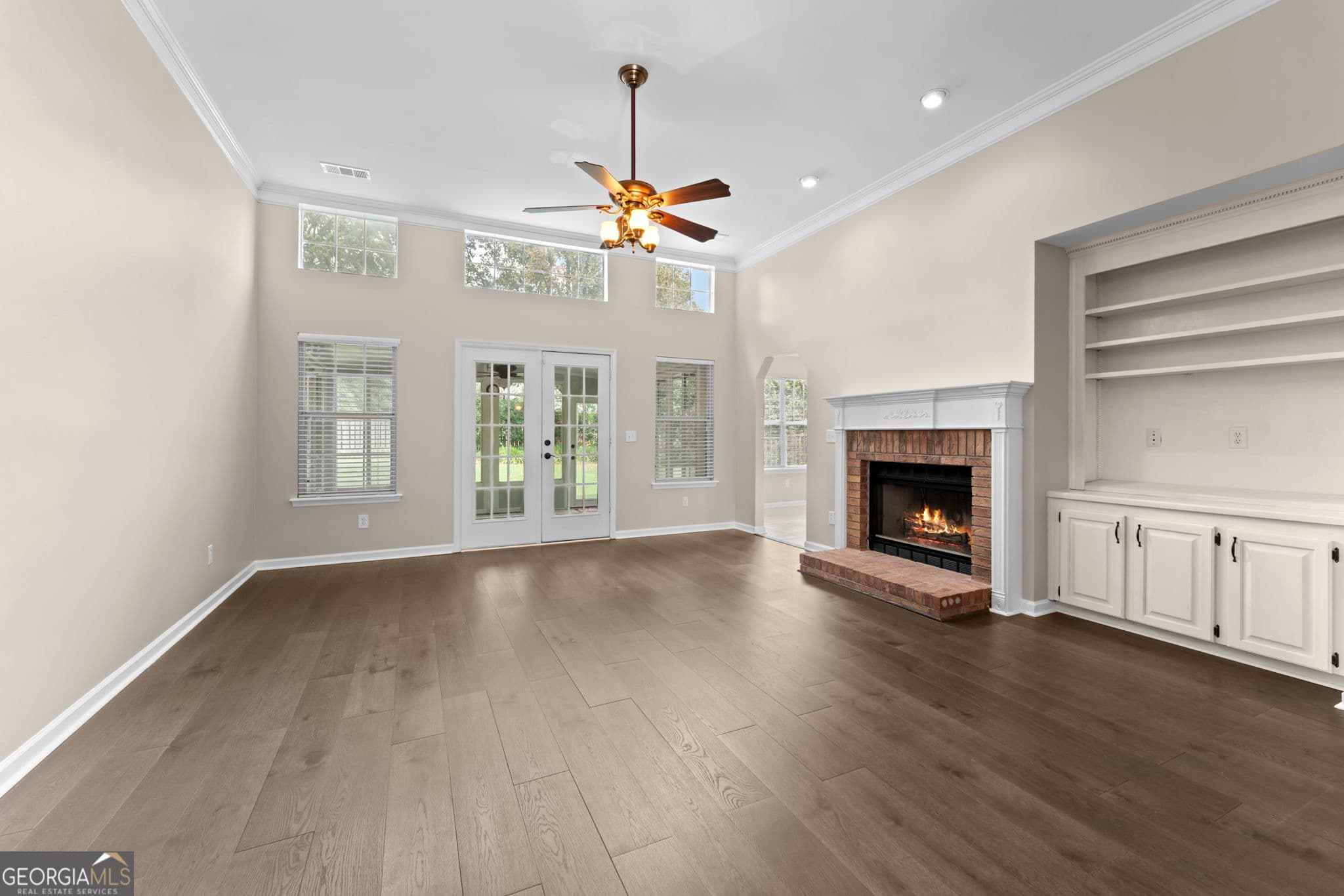 3 bedroom, 2.5 bathroom, 2,221 sq ft single family residence for sale at 302 Jubilee Circle, Bonaire, GA 31005 — photo 7