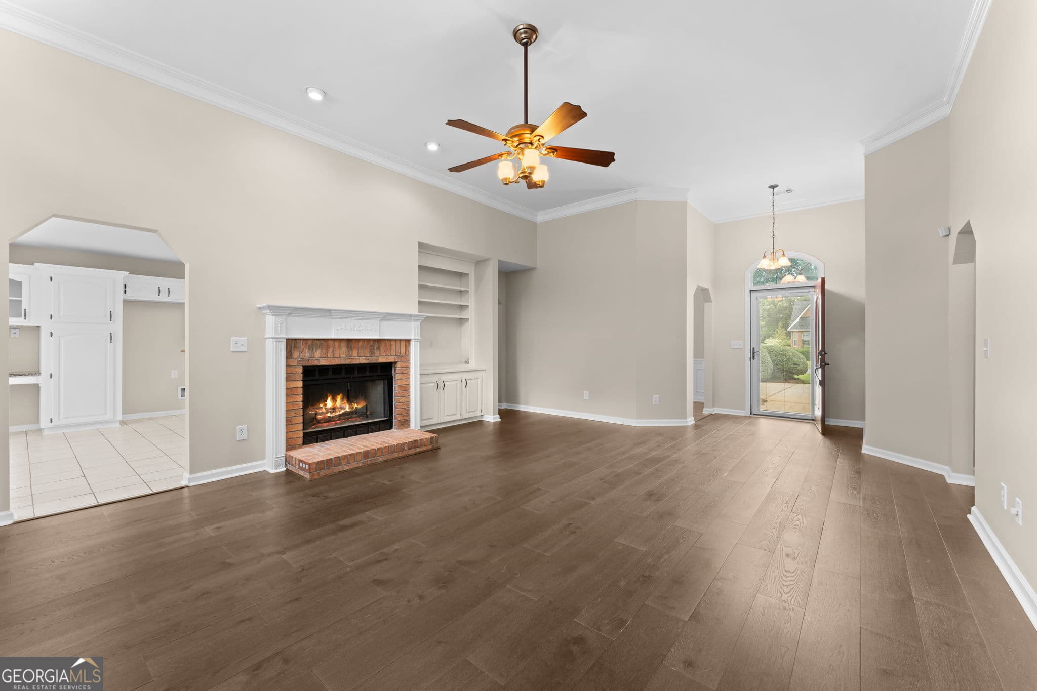 3 bedroom, 2.5 bathroom, 2,221 sq ft single family residence for sale at 302 Jubilee Circle, Bonaire, GA 31005 — photo 10