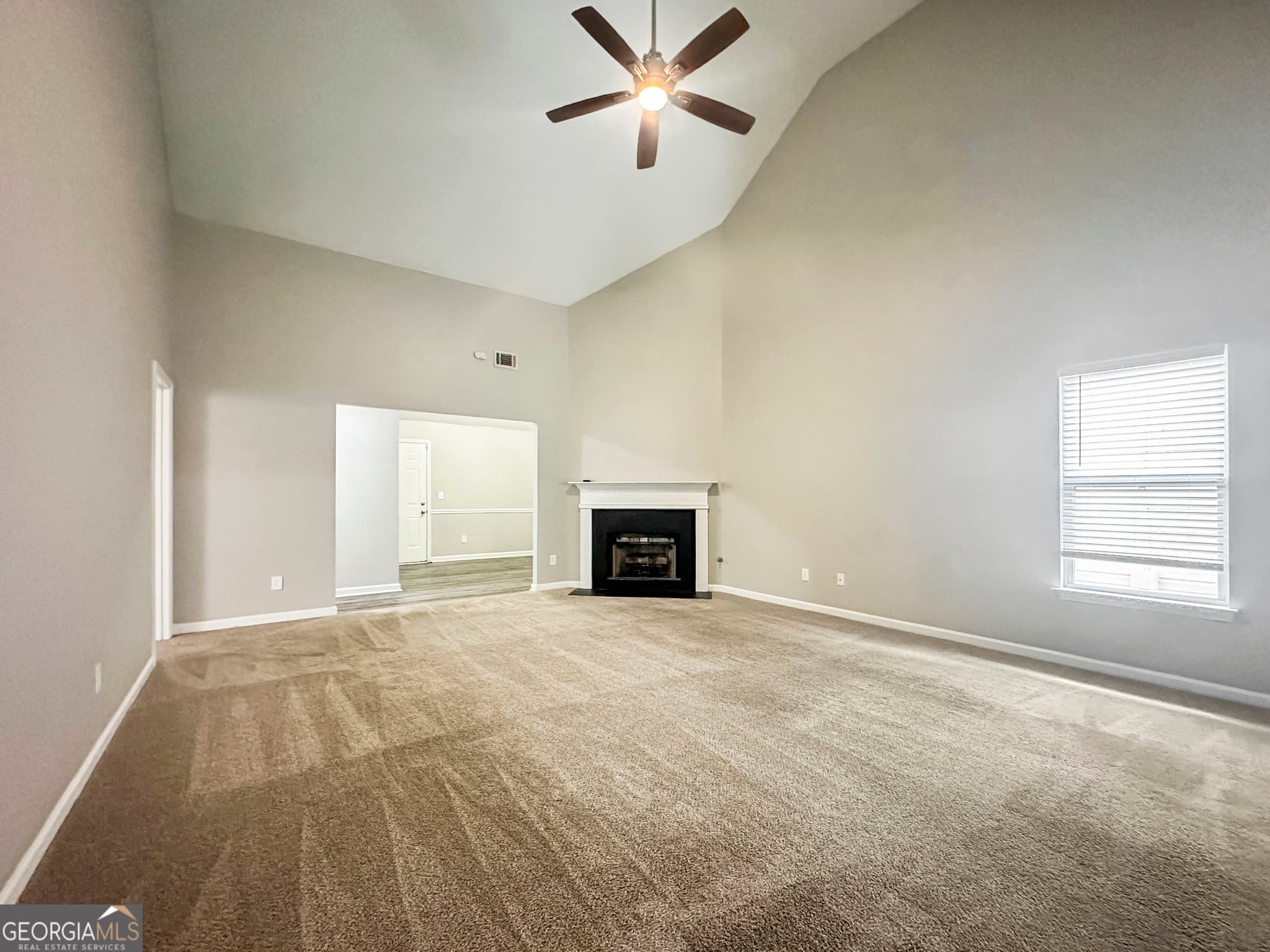 4 bedroom, 3 bathroom, 4,148 sq ft single family residence for rent at 5021 Serenity Point Lane, Villa Rica, GA 30180 for $1,995 a month — photo 3