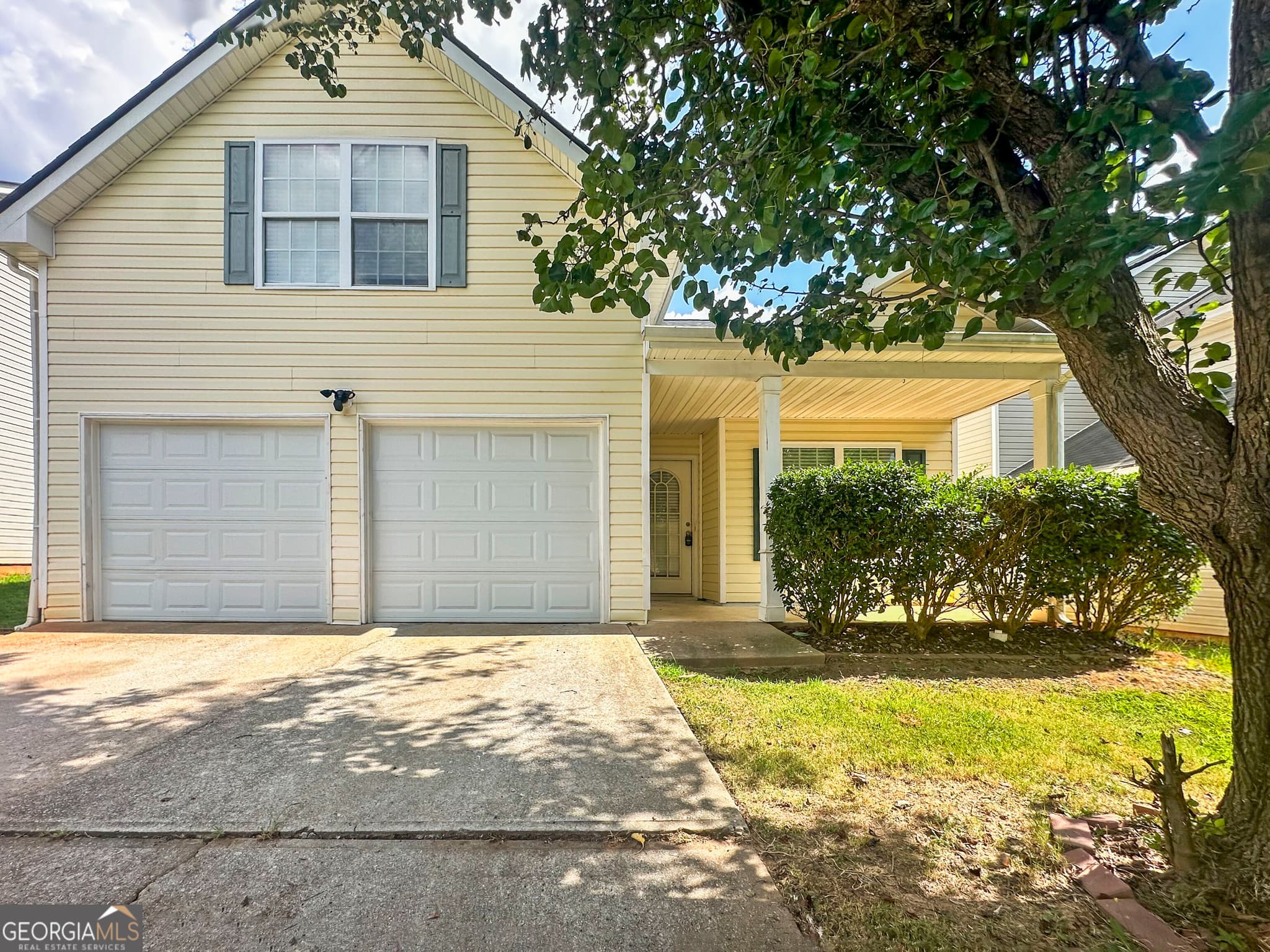 4 bedroom, 3 bathroom, 4,148 sq ft single family residence for rent at 5021 Serenity Point Lane, Villa Rica, GA 30180 for $1,995 a month — photo 1 of 22