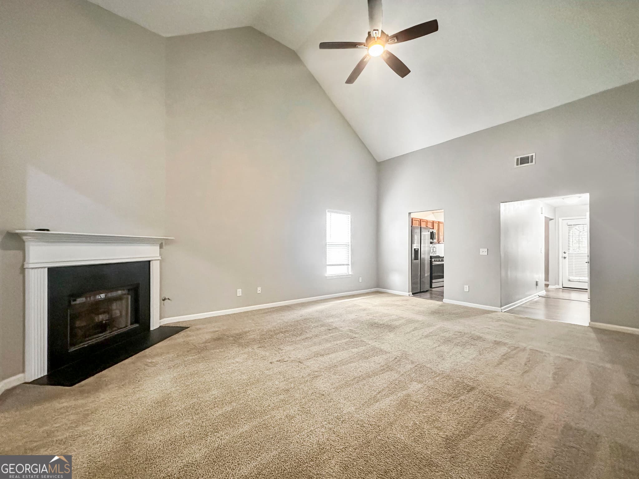 4 bedroom, 3 bathroom, 4,148 sq ft single family residence for rent at 5021 Serenity Point Lane, Villa Rica, GA 30180 for $1,995 a month — photo 4