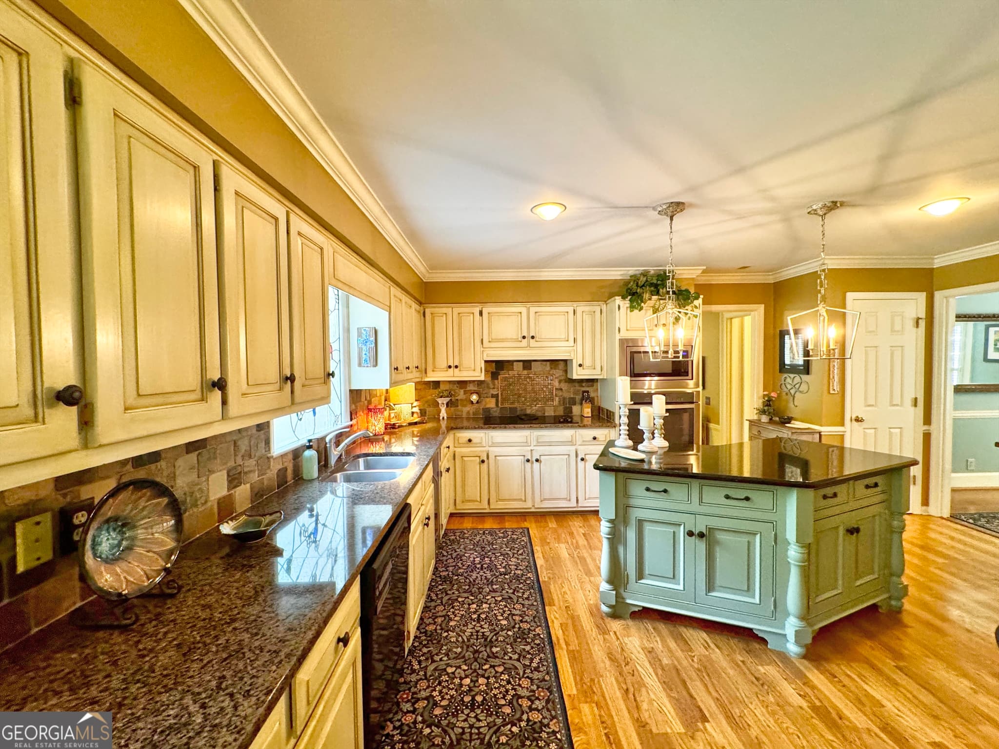 4 bedroom, 2.5 bathroom, 3,088 sq ft single family residence for sale at 1018 Riverside Drive, Lagrange, GA 30240 — photo 3