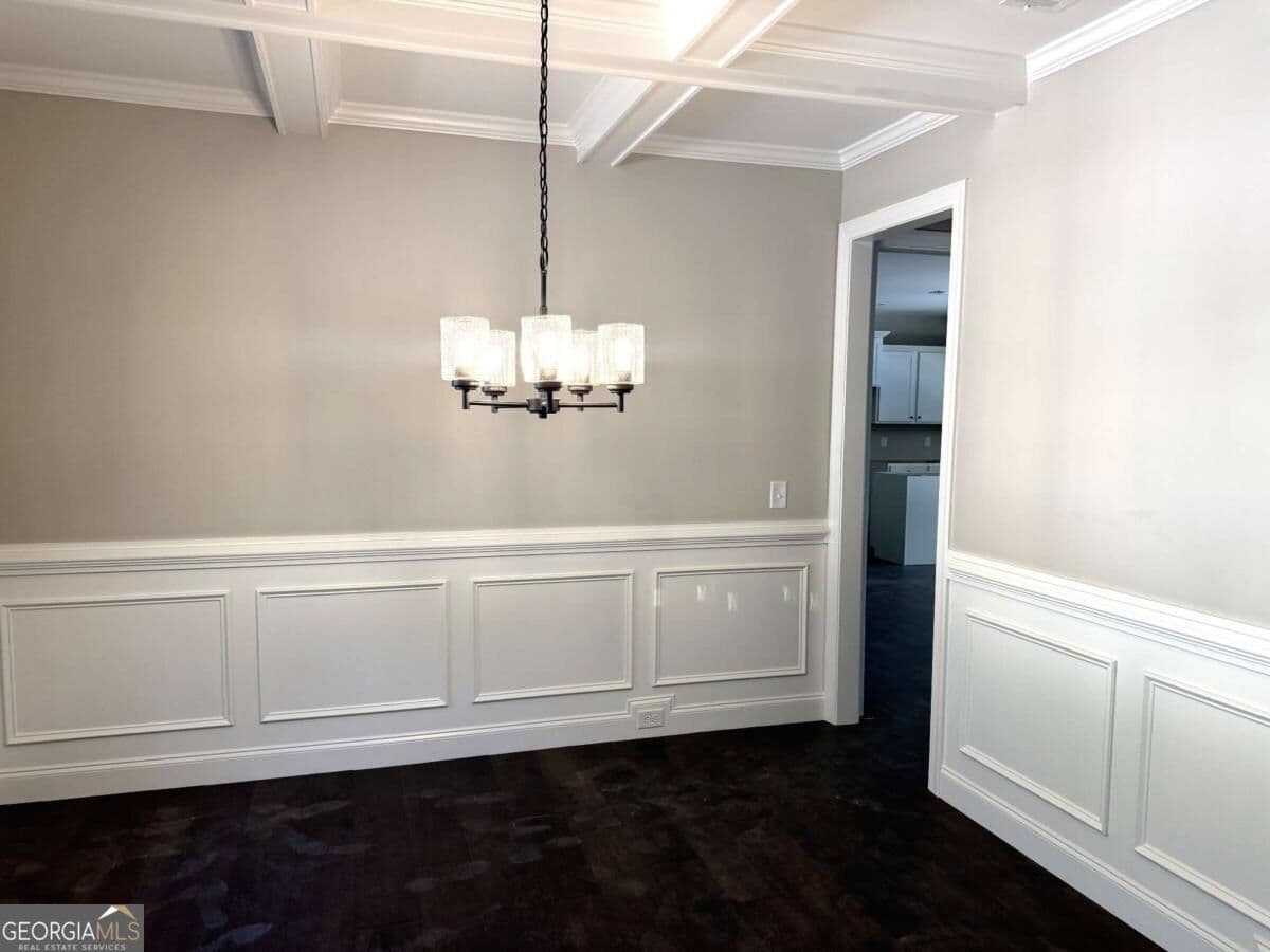 4 bedroom, 2.5 bathroom, 2,160 sq ft single family residence for sale at 303 Spring Lake Cove, White, GA 30184 — photo 4