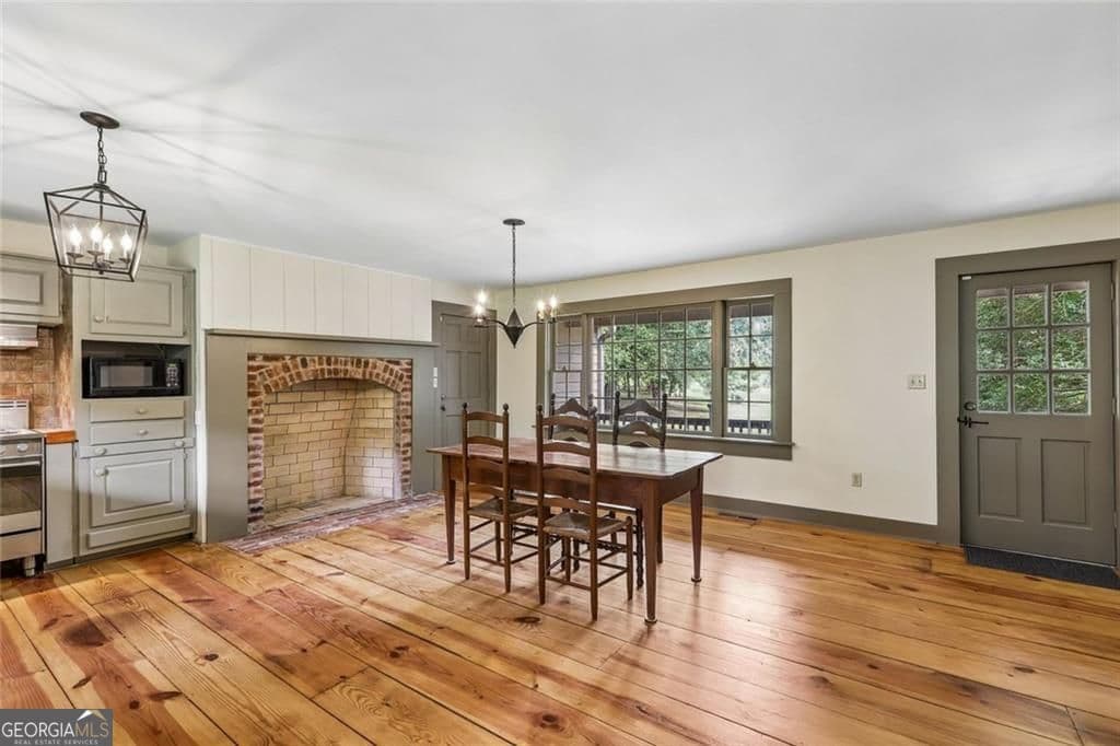 4 bedroom, 3 bathroom, 2,608 sq ft single family residence for sale at 4024 GA-138, Covington, GA 30014 — photo 3