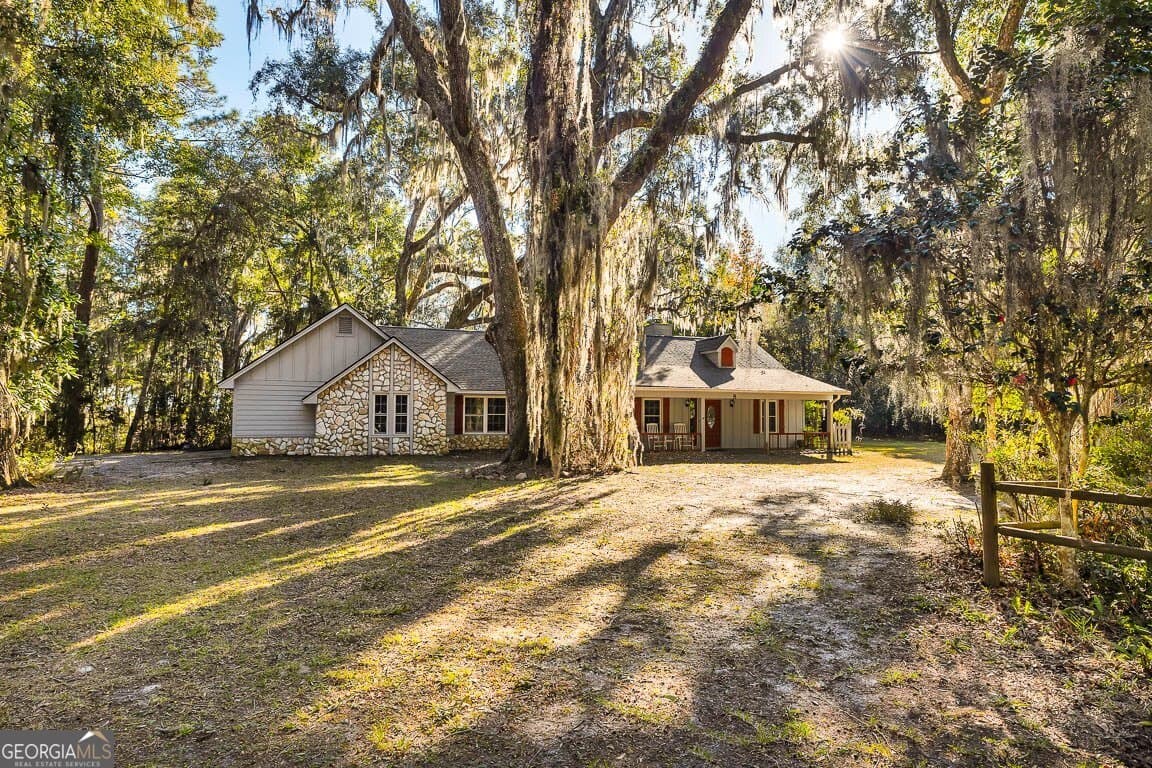 8 W London Hill Road, Woodbine, GA 31569 — most recent listing photo