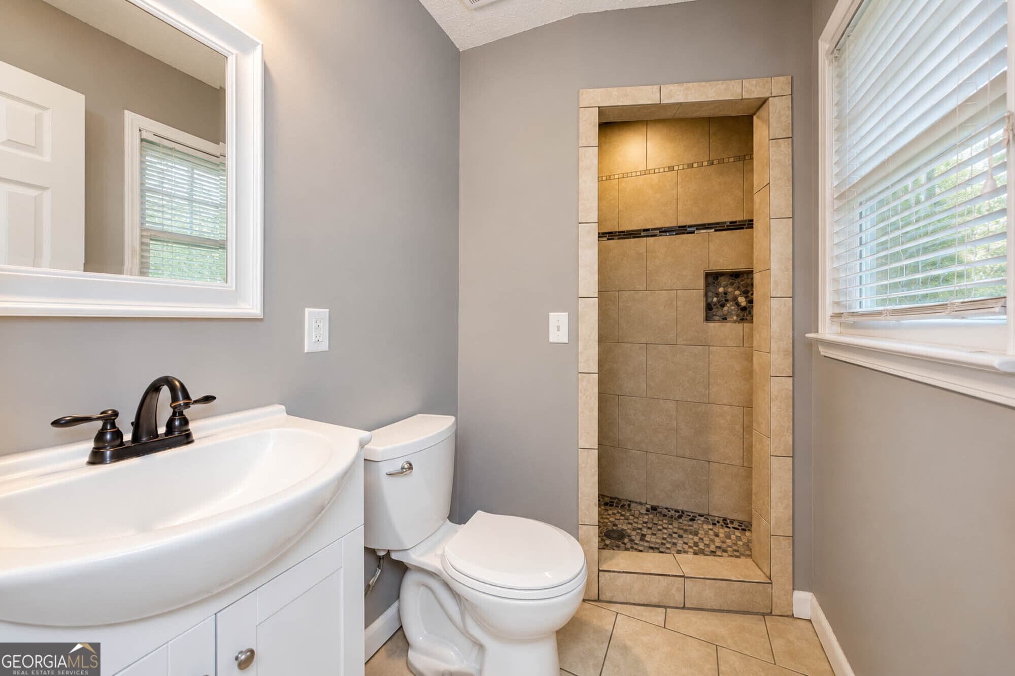 3 bedroom, 1.5 bathroom, 2,184 sq ft single family residence for sale at 101 Magnolia Avenue, Warner Robins, GA 31093 — photo 9