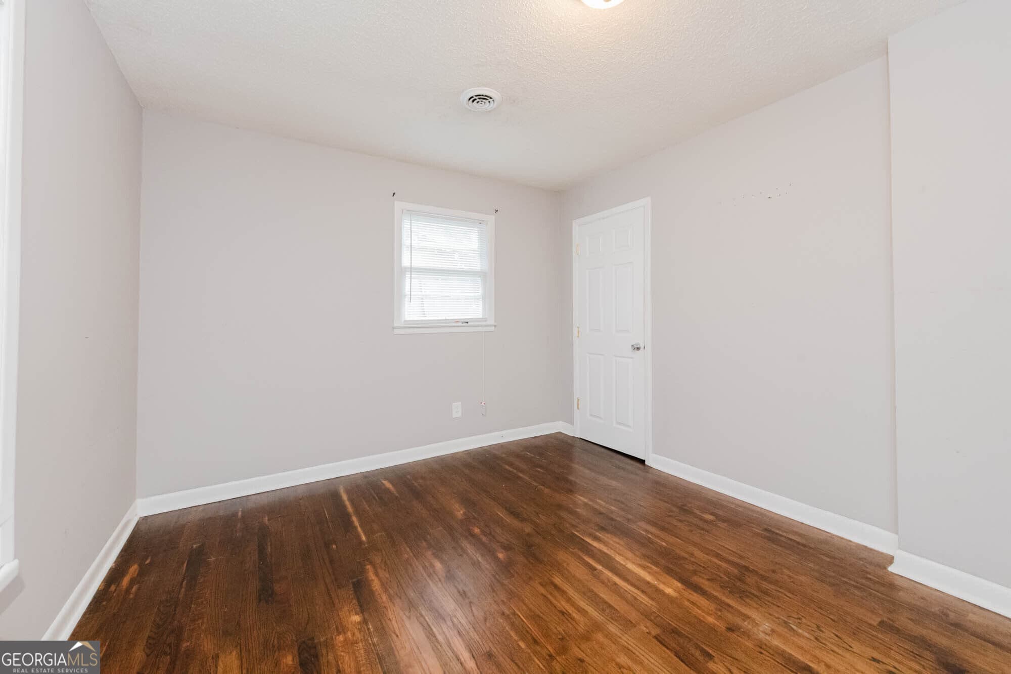 3 bedroom, 1.5 bathroom, 2,184 sq ft single family residence for sale at 101 Magnolia Avenue, Warner Robins, GA 31093 — photo 10
