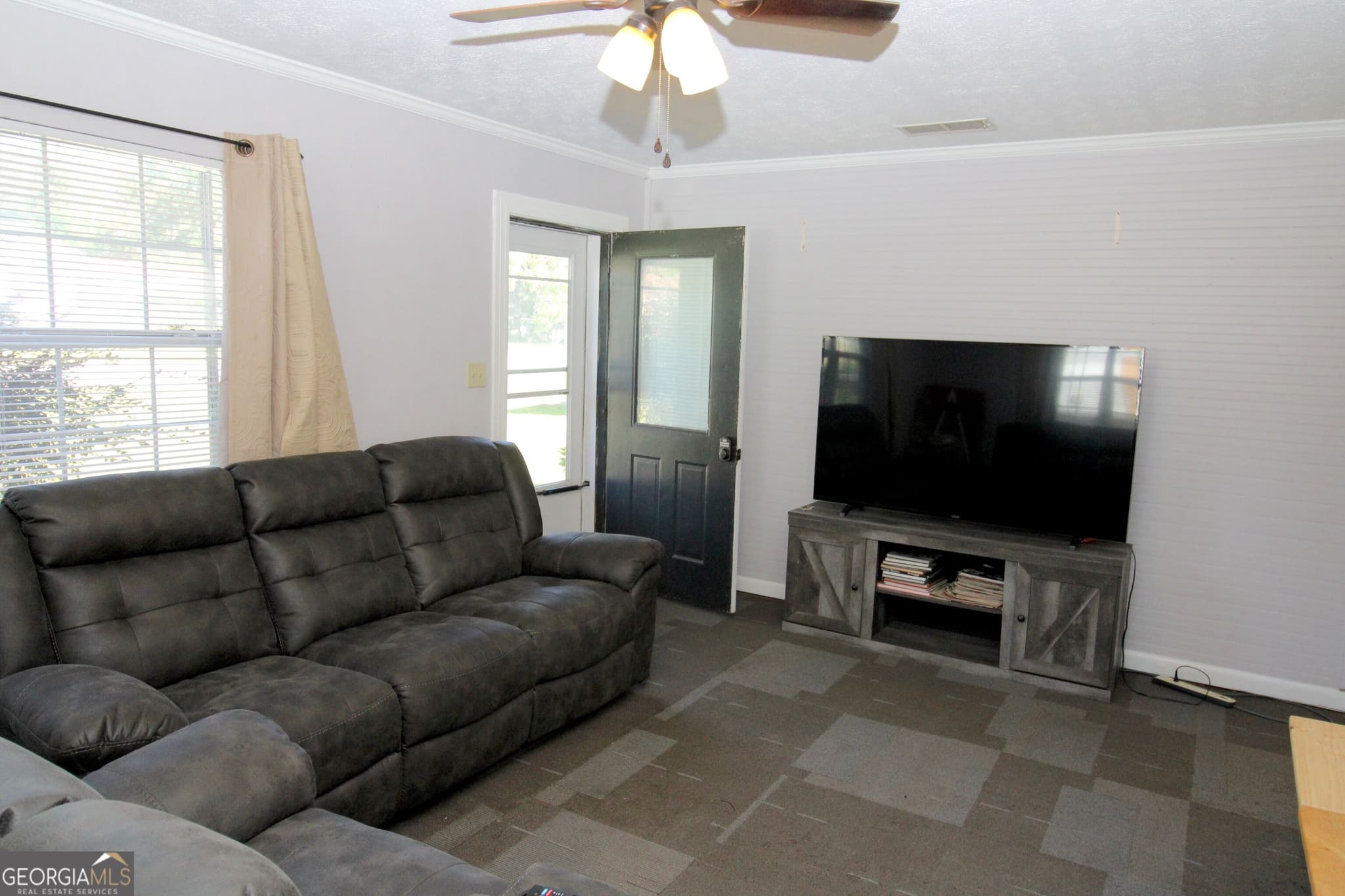 2 bedroom, 1 bathroom, 1,074 sq ft single family residence for sale at 509 Community Drive, Waycross, GA 31501 — photo 7