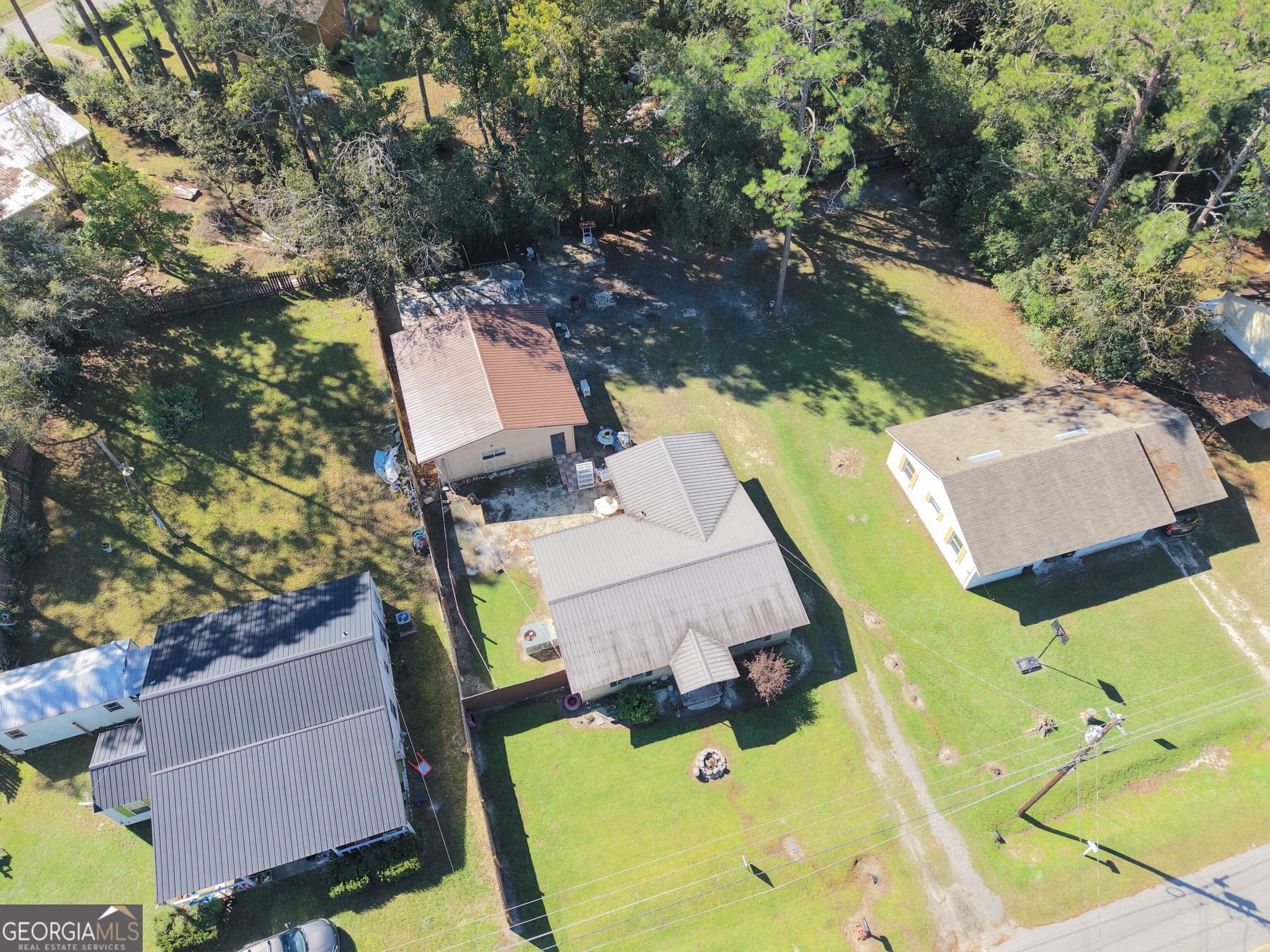 2 bedroom, 1 bathroom, 1,074 sq ft single family residence for sale at 509 Community Drive, Waycross, GA 31501 — photo 4