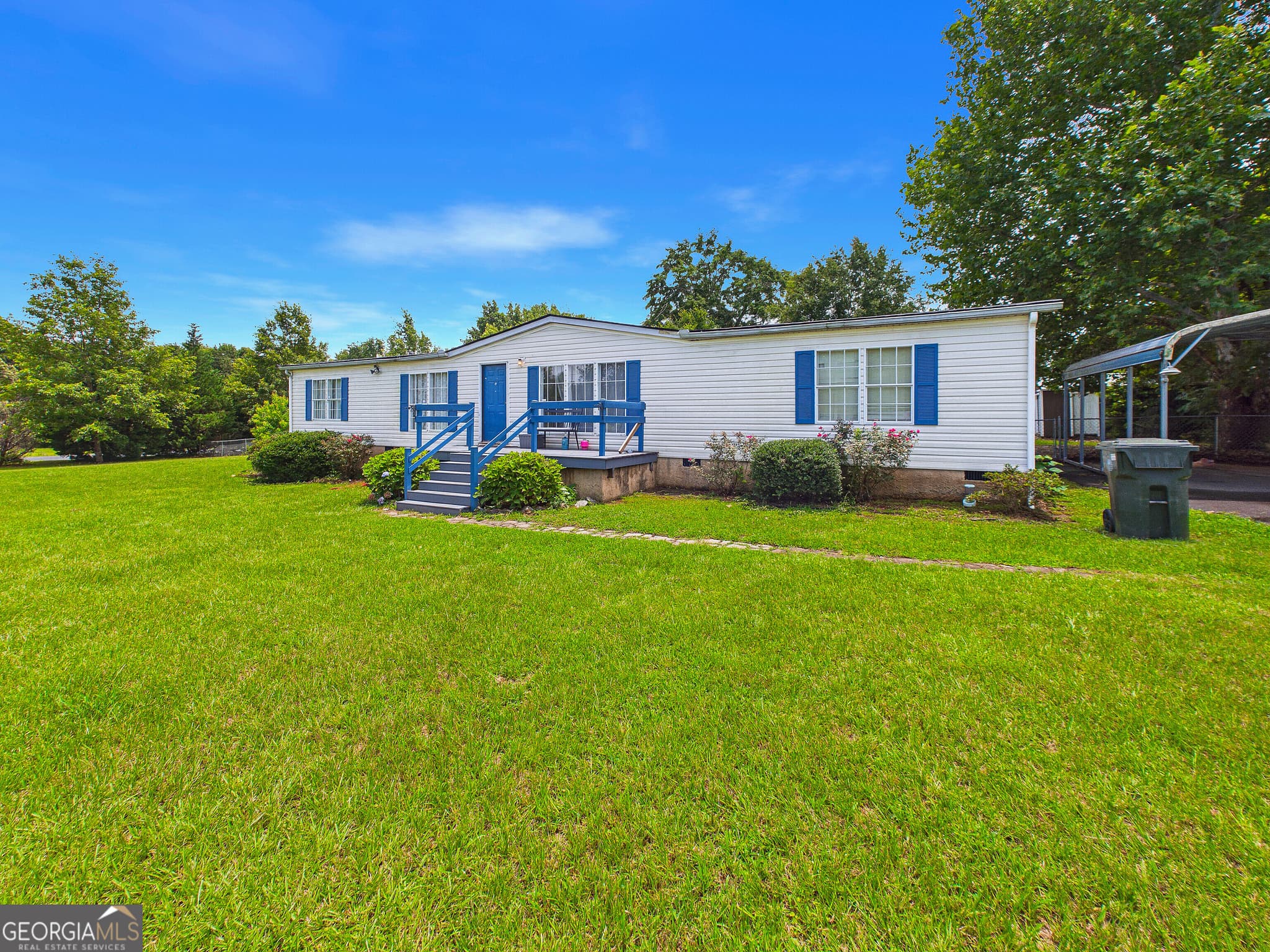 3 bedroom, 2 bathroom, 1,836 sq ft manufactured home,single family residence for sale at 360 Hayes Road, Byron, GA 31008 — photo 3