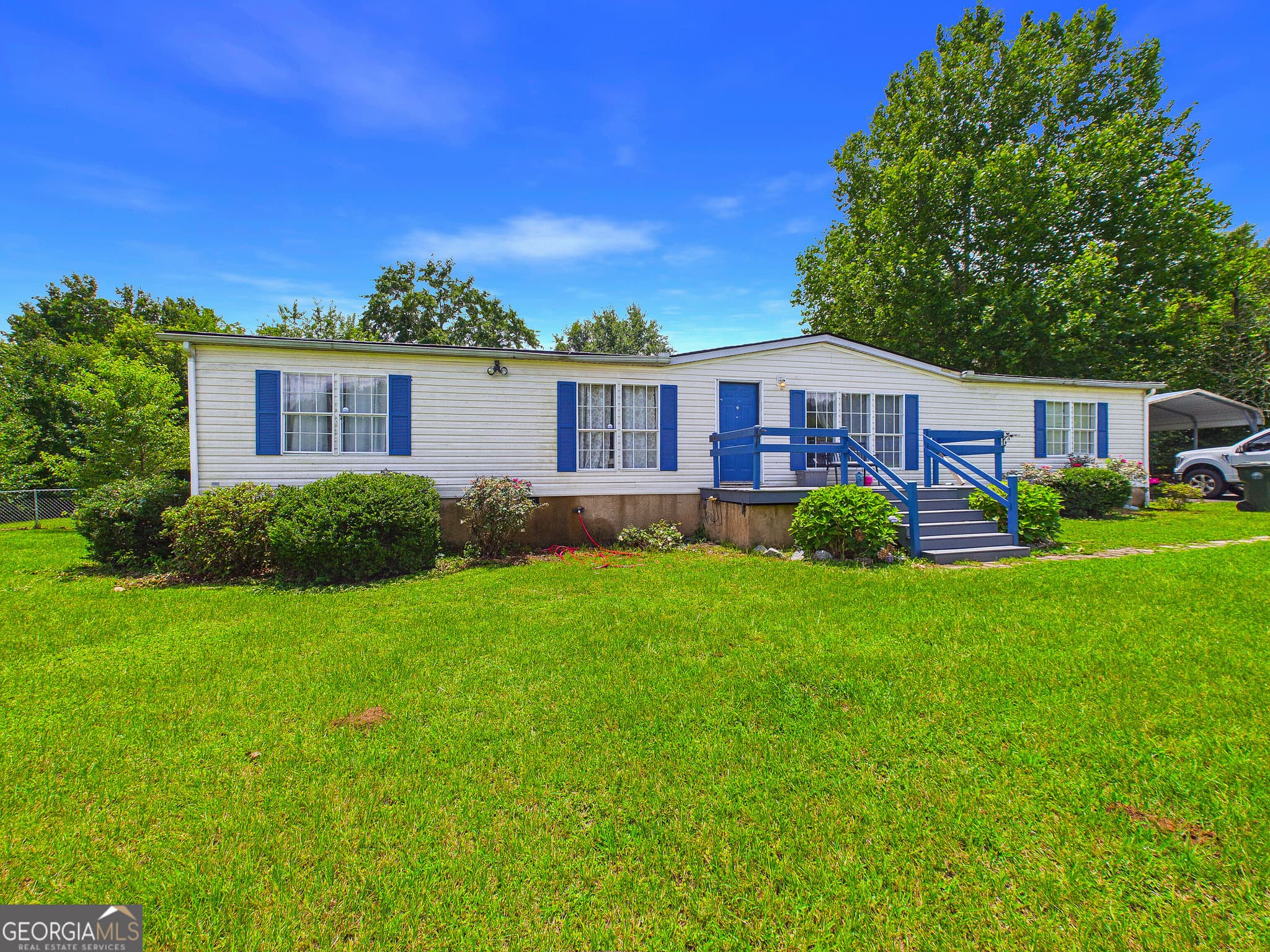 3 bedroom, 2 bathroom, 1,836 sq ft manufactured home,single family residence for sale at 360 Hayes Road, Byron, GA 31008