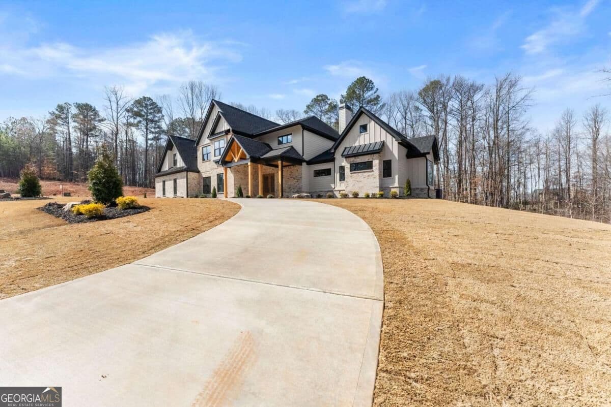 4 bedroom, 4.5 bathroom single family residence for sale at 1178 Pinnacle Drive, Hoschton, GA 30548 — photo 10