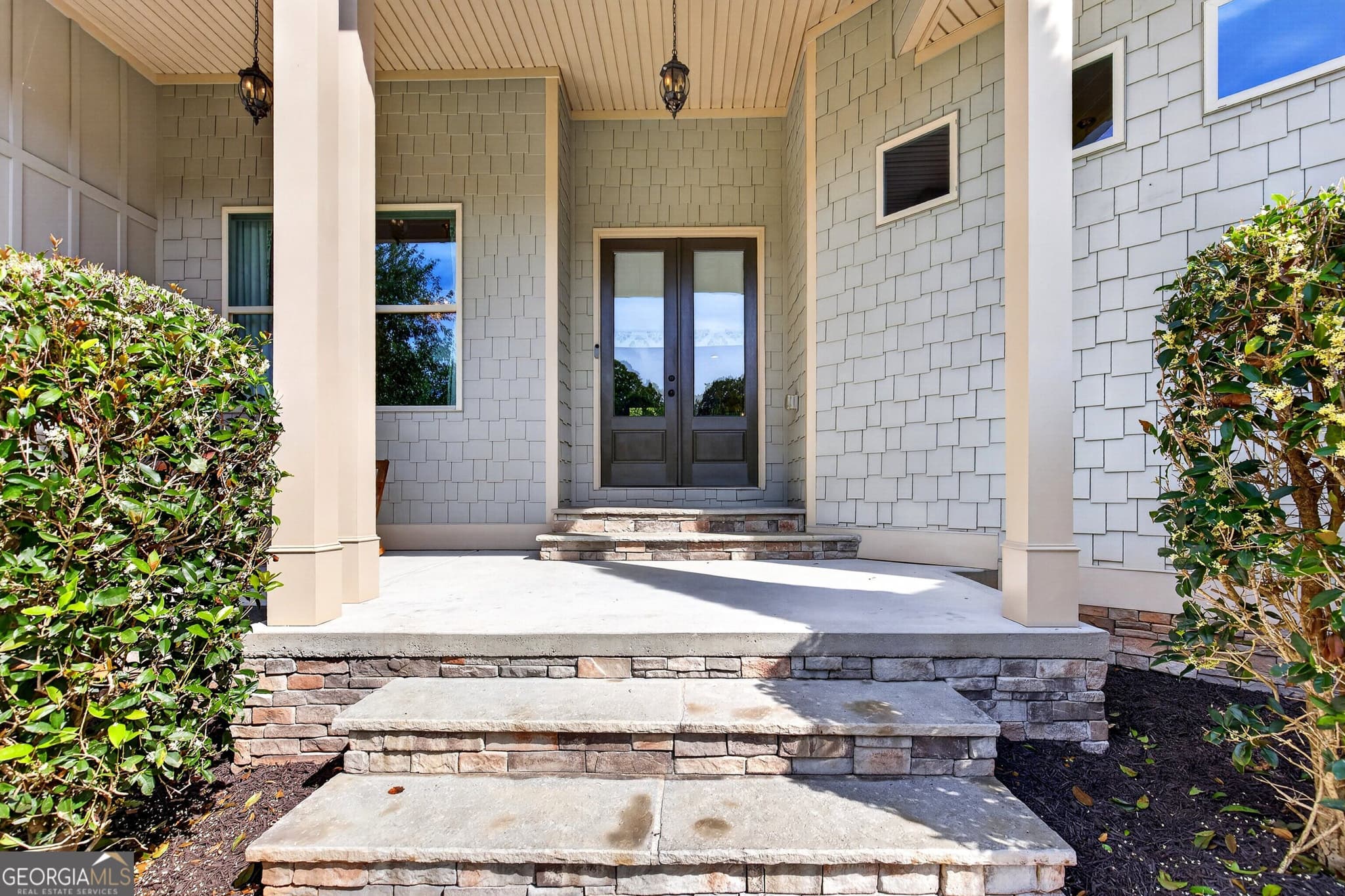 6 bedroom, 5.5 bathroom, 6,505 sq ft single family residence for sale at 565 Arbor Springs Parkway, Newnan, GA 30265 — photo 4