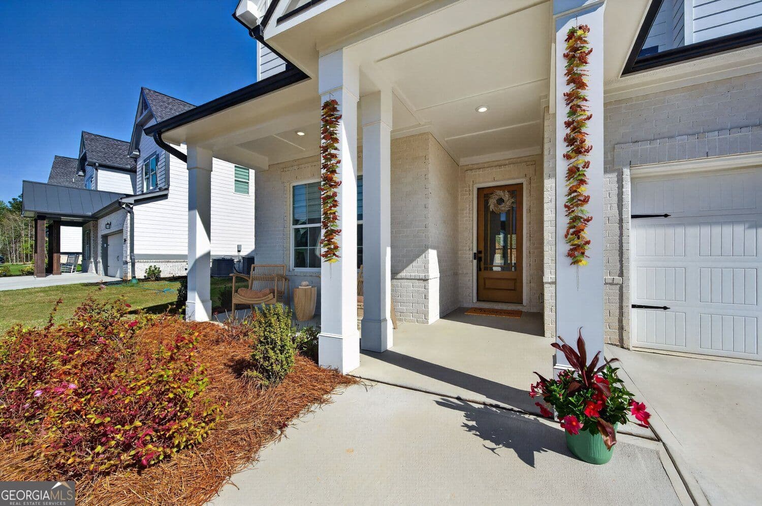 5 bedroom, 4 bathroom, 3,415 sq ft single family residence for sale at 5014 Baywood Lane, Woodstock, GA 30188 — photo 2