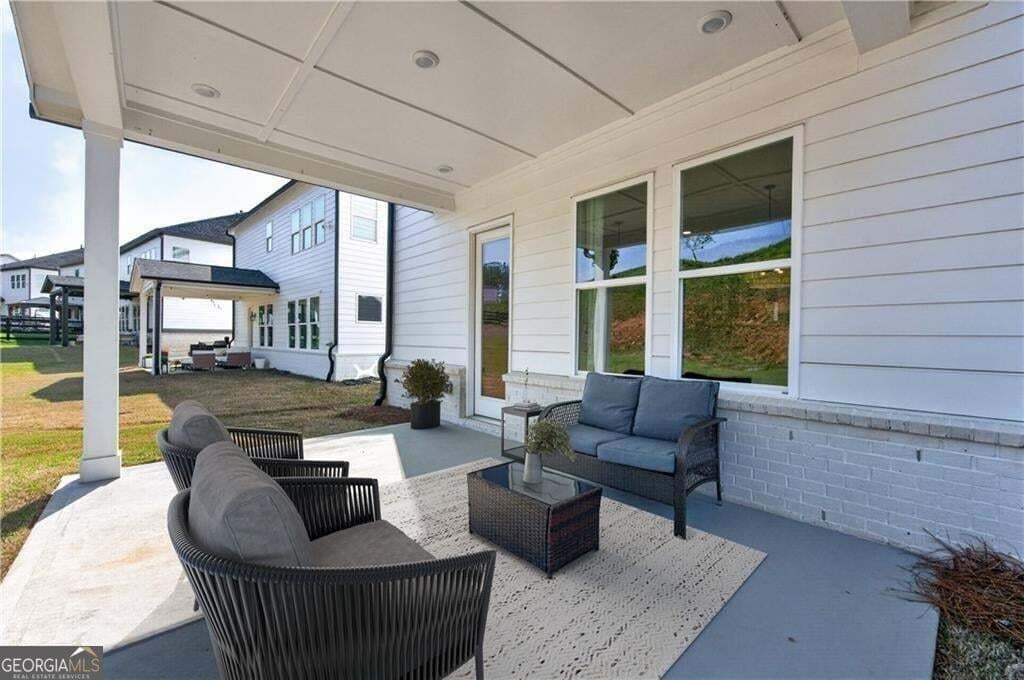 5 bedroom, 4 bathroom, 3,415 sq ft single family residence for sale at 5014 Baywood Lane, Woodstock, GA 30188 — photo 8