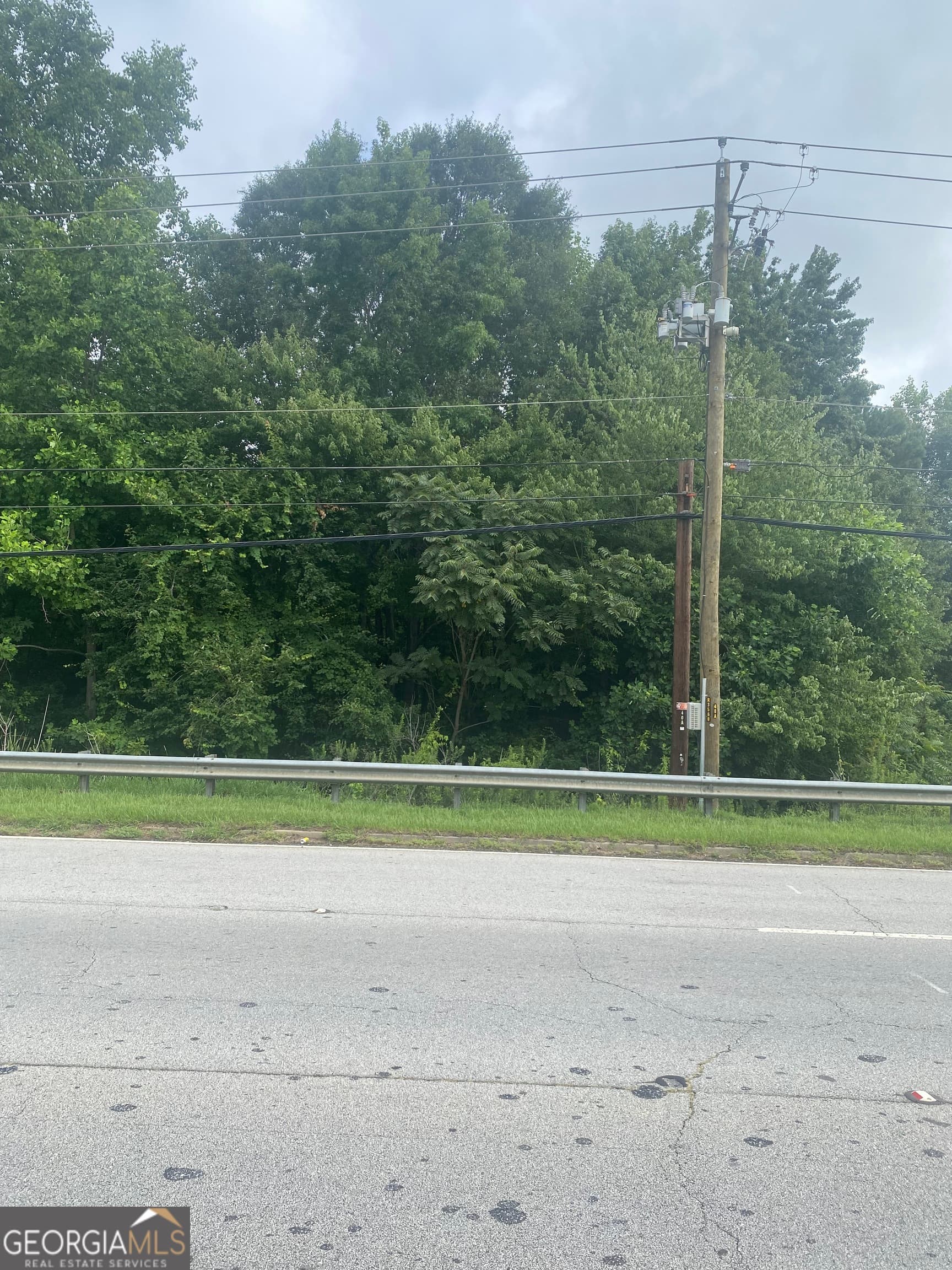 commercial for sale at 2095 SIGMAN Road, Conyers, GA 30012 — photo 3