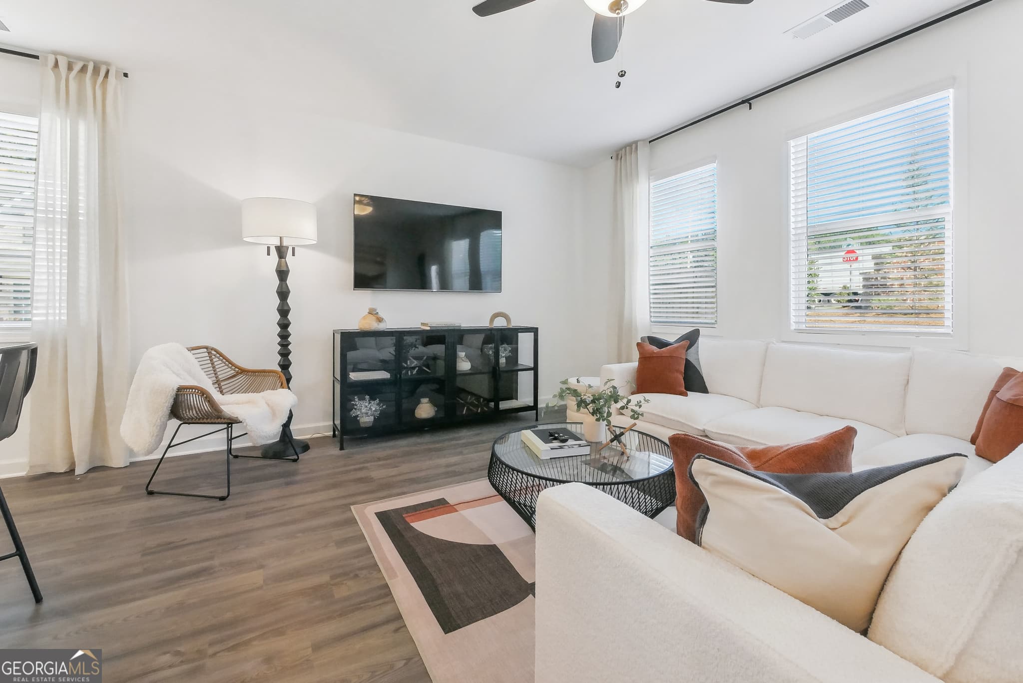 3 bedroom, 2.5 bathroom, 1,805 sq ft townhouse for rent at 3731 Denton Drive 3731, Douglasville, GA 30135 for $2,195 a month — photo 8