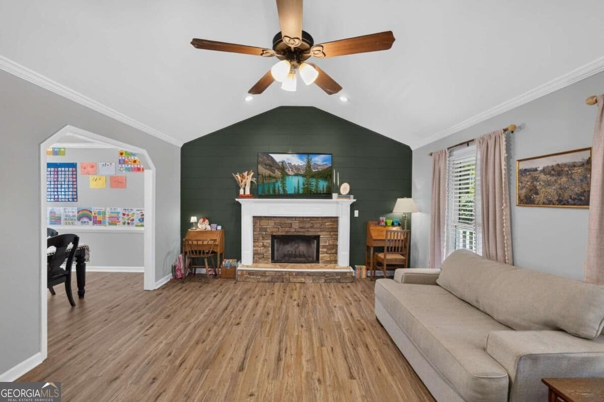 3 bedroom, 2 bathroom, 1,347 sq ft single family residence for sale at 290 Sadler Drive, Douglasville, GA 30134 — photo 3