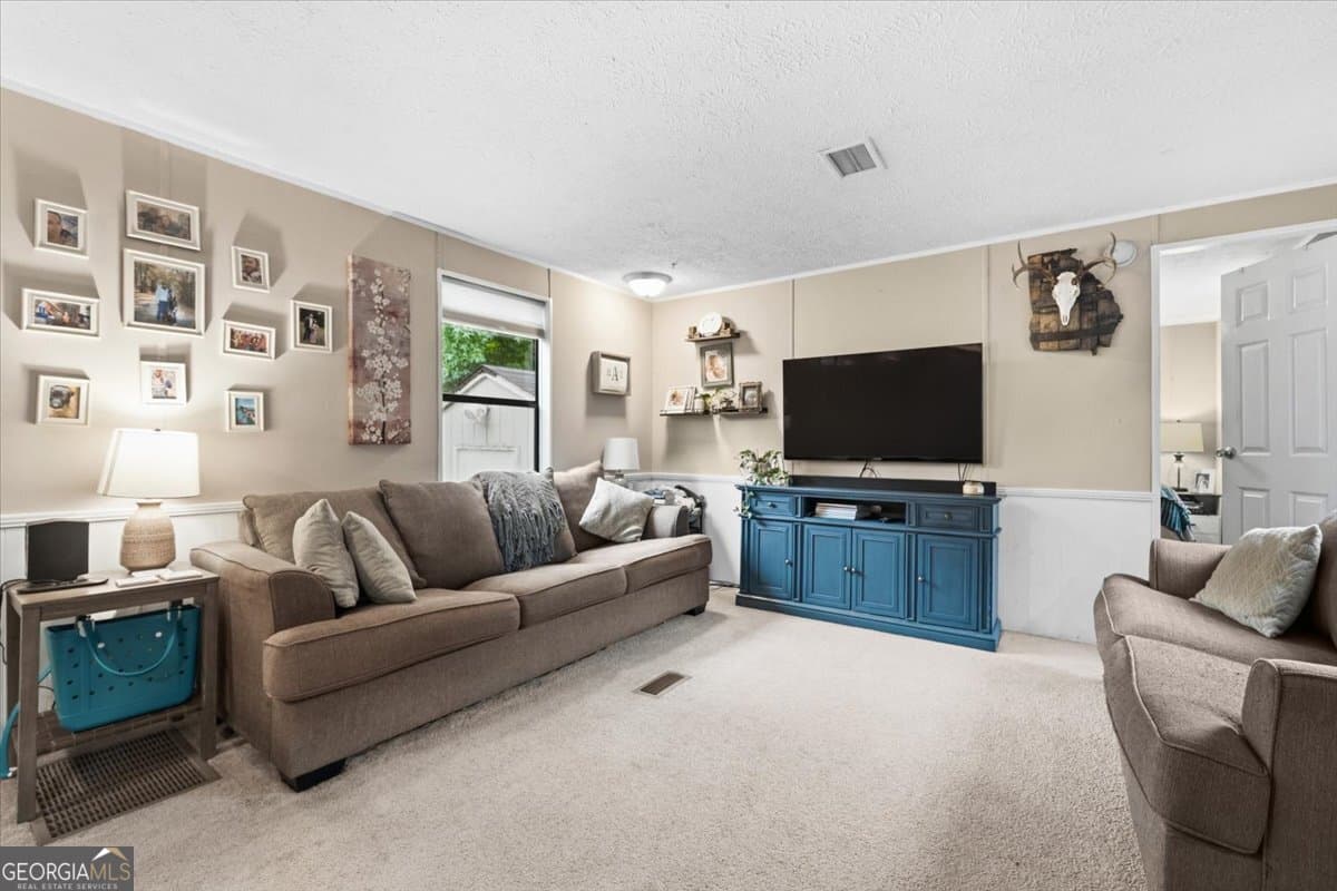 2 bedroom, 1 bathroom, 784 sq ft manufactured home,single family residence for sale at 1771 Rays Church Road, Bishop, GA 30621 — photo 3