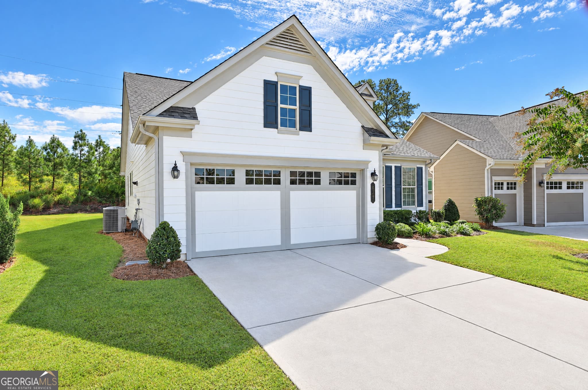 2 bedroom, 2 bathroom, 1,704 sq ft single family residence for sale at 537 Hazelnut Drive, Peachtree City, GA 30269 — photo 2