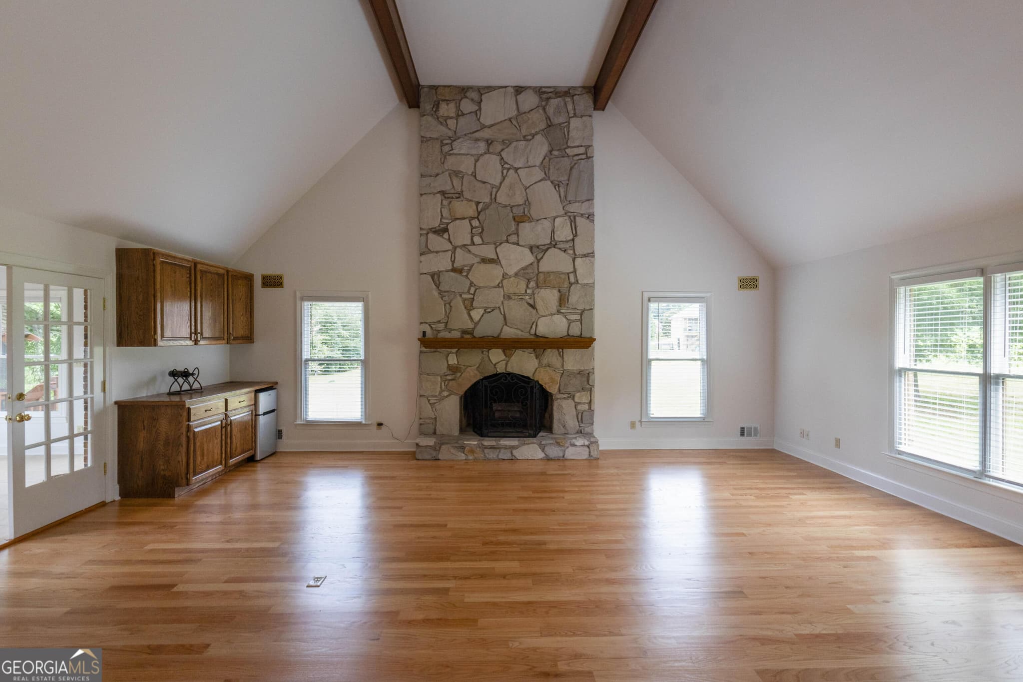 4 bedroom, 5 bathroom, 4,016 sq ft single family residence for sale at 744 Alcovy Way, Lawrenceville, GA 30043 — photo 6