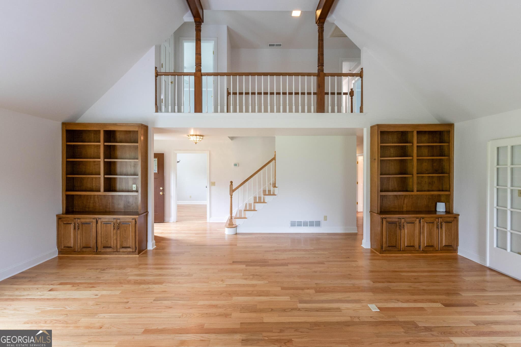 4 bedroom, 5 bathroom, 4,016 sq ft single family residence for sale at 744 Alcovy Way, Lawrenceville, GA 30043 — photo 7