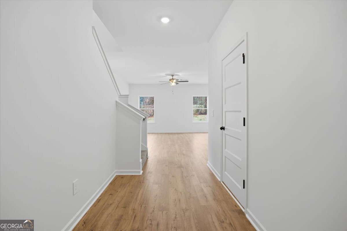 3 bedroom, 2.5 bathroom, 1,888 sq ft single family residence for sale at 7 Morningside Court, Thomaston, GA 30286 — photo 5