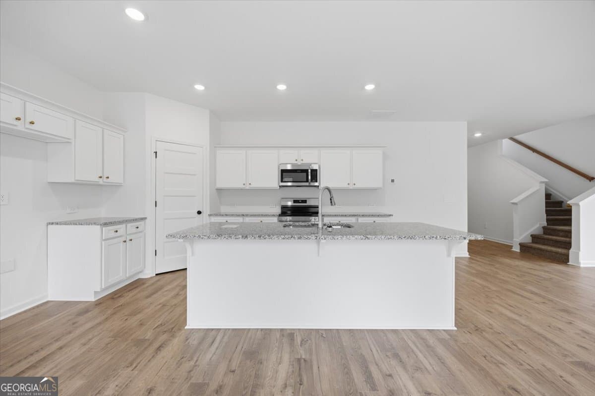3 bedroom, 2.5 bathroom, 1,888 sq ft single family residence for sale at 7 Morningside Court, Thomaston, GA 30286 — photo 9