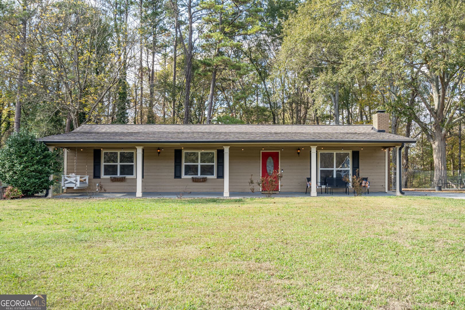 3 bedroom, 2 bathroom single family residence for rent at 4375 Park Street, Acworth, GA 30101 for $4,397 a month — photo 1 of 30