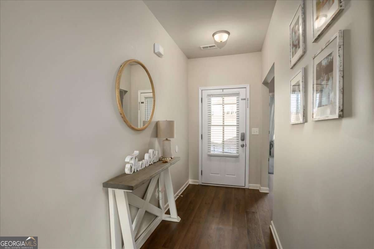 4 bedroom, 3 bathroom, 2,215 sq ft single family residence for sale at 1978 Waterside Circle, Bethlehem, GA 30620 — photo 2