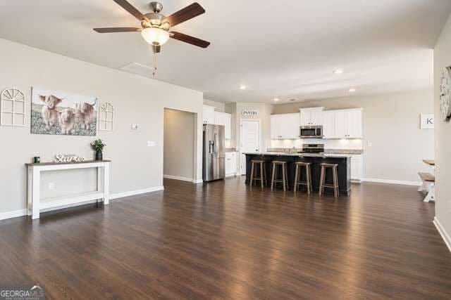 4 bedroom, 3 bathroom, 2,215 sq ft single family residence for sale at 1978 Waterside Circle, Bethlehem, GA 30620 — photo 7