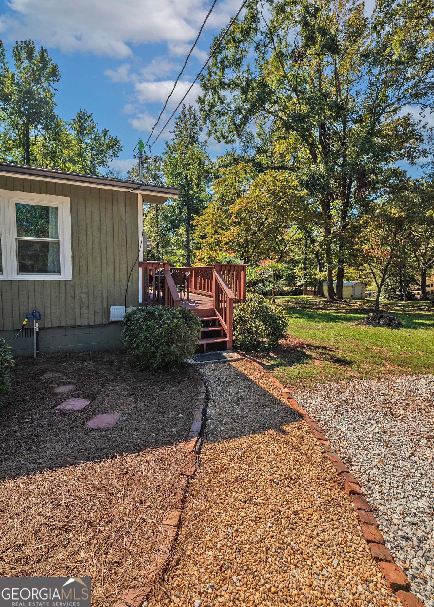 3 bedroom, 1 bathroom, 1,040 sq ft single family residence for sale at 991 Lakeshore Road, Martin, GA 30557 — photo 7