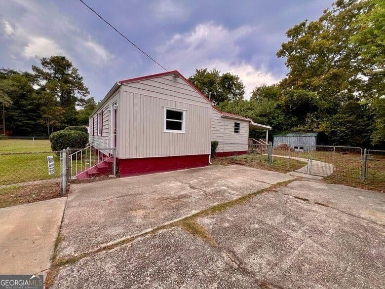 3 bedroom, 1 bathroom, 1,116 sq ft single family residence for rent at 1941 Harrison Road, Augusta, GA 30904 for $1,300 a month — photo 2
