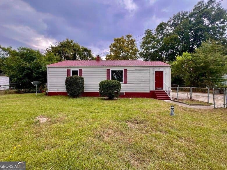 3 bedroom, 1 bathroom, 1,116 sq ft single family residence for rent at 1941 Harrison Road, Augusta, GA 30904 for $1,300 a month
