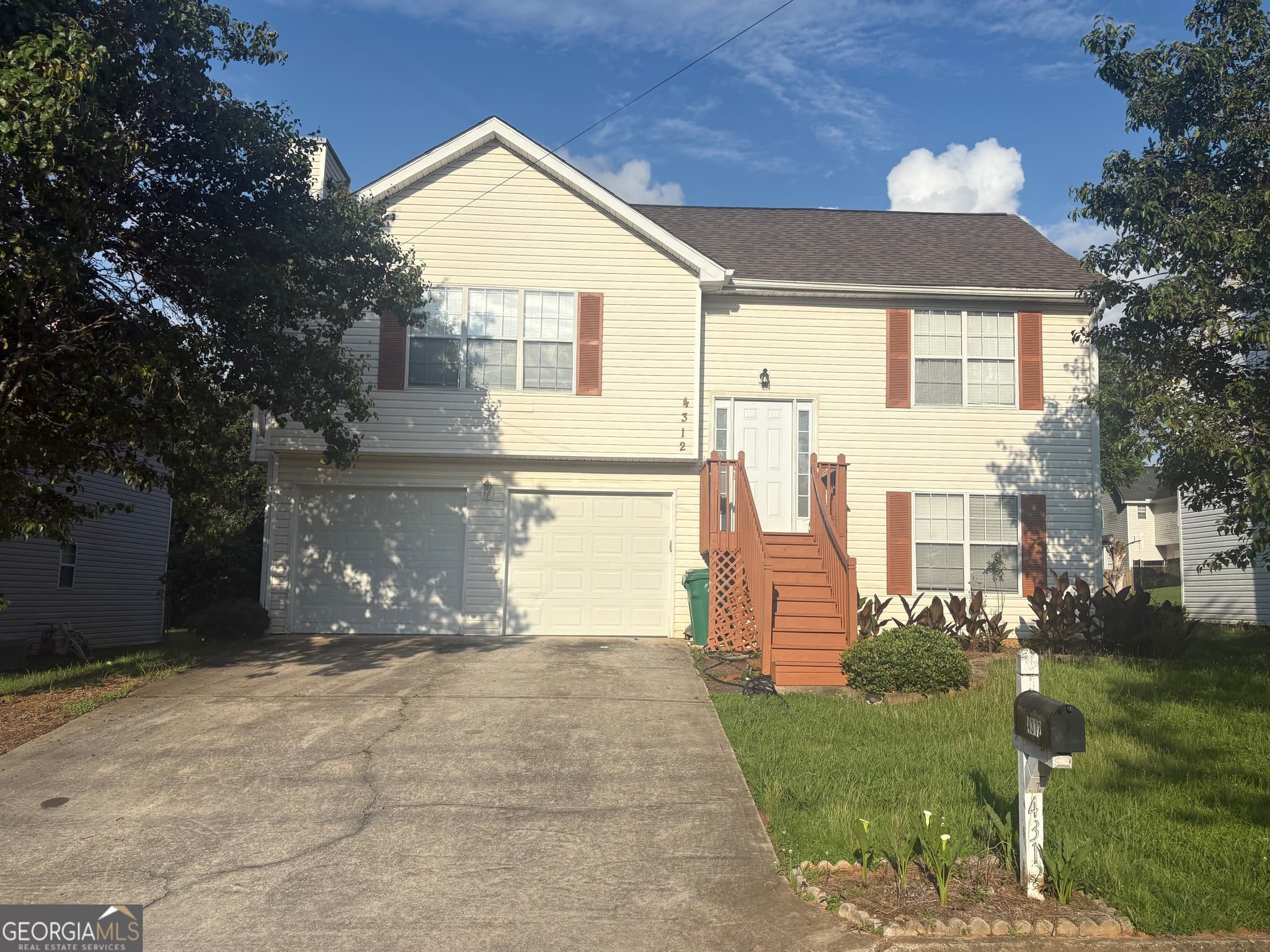 3 bedroom, 2 bathroom, 1,480 sq ft single family residence for sale at 4312 Ward Bluff Drive, Ellenwood, GA 30294