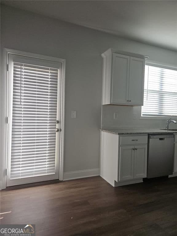 4 bedroom, 3.5 bathroom, 2,938 sq ft townhouse for rent at 1574 Gin Blossom Circle, Lawrenceville, GA 30045 for $2,600 a month — photo 8