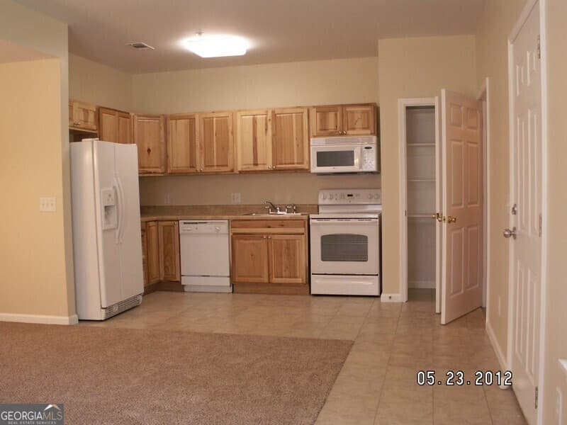 2 bedroom, 1.5 bathroom apartment for rent at 7400 Courtyard Drive, Dawsonville, GA 30534 for $1,450 a month — photo 3