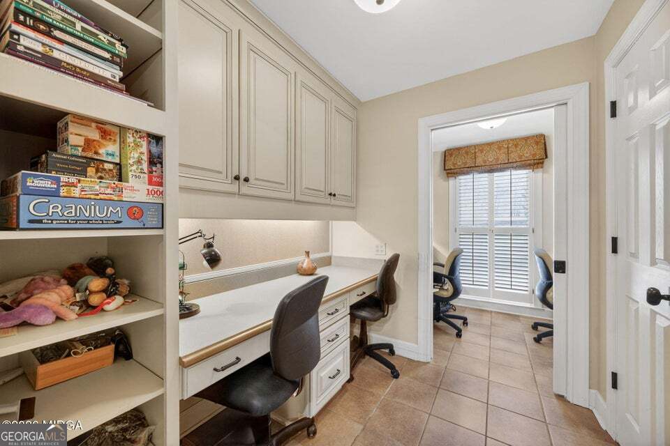 5 bedroom, 3.5 bathroom, 4,560 sq ft single family residence for sale at 4716 Moor Park, Macon, GA 31210 — photo 10